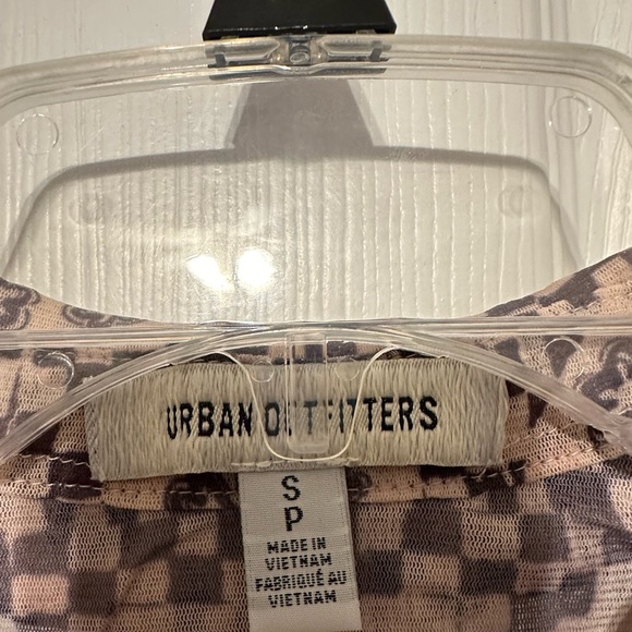 Urban Outfitters top - Picture 2 of 3